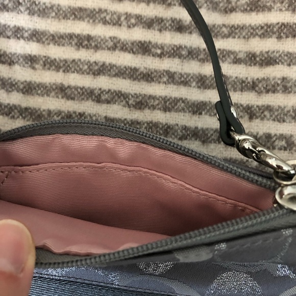 NWOT COACH WRISTLET - Picture 3 of 3